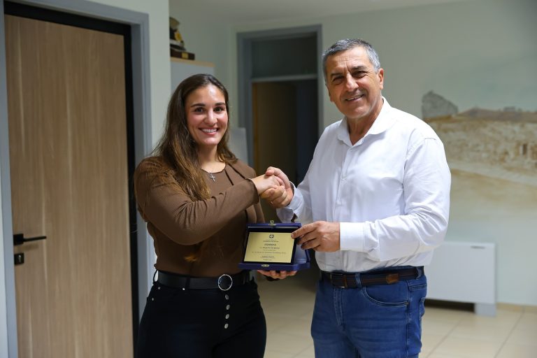 Αθλητές με διεθνείς διακρίσεις, μεταξύ των οποίων και η Βολιώτισσα Στεφανία Ζαχείλα, βράβευσε ο Περιφερειάρχης