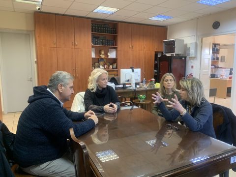 Μπλόκο Μικροθηβών: Καταγγελίες αγροτών για άδειασμα λογαριασμών – Αποφάσεις αύριο στις Σέρρες