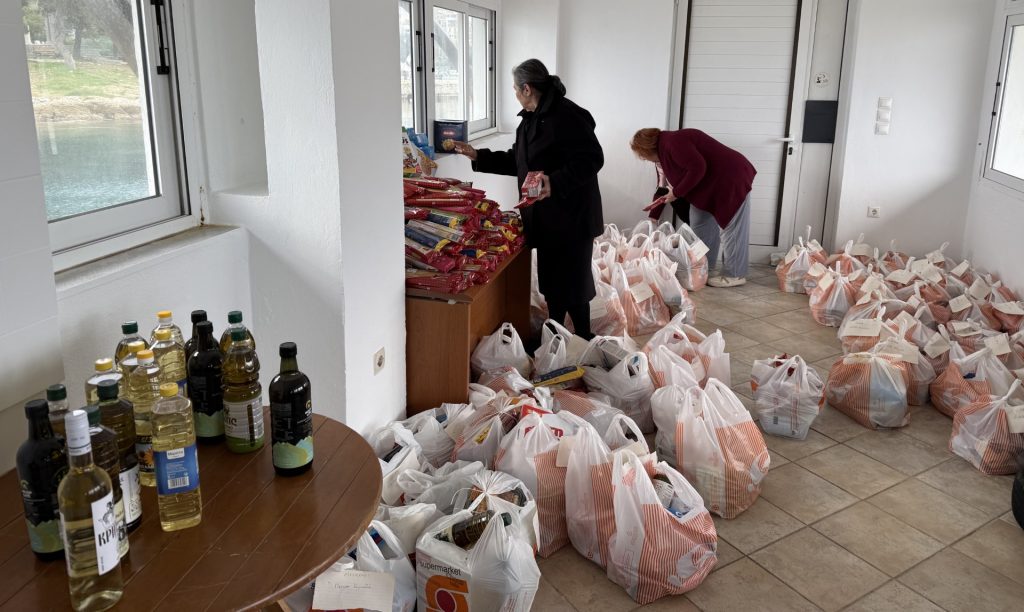 Σκιάθος: Παράδειγμα κοινωνικής αλληλεγγύης από την τοπική κοινωνία