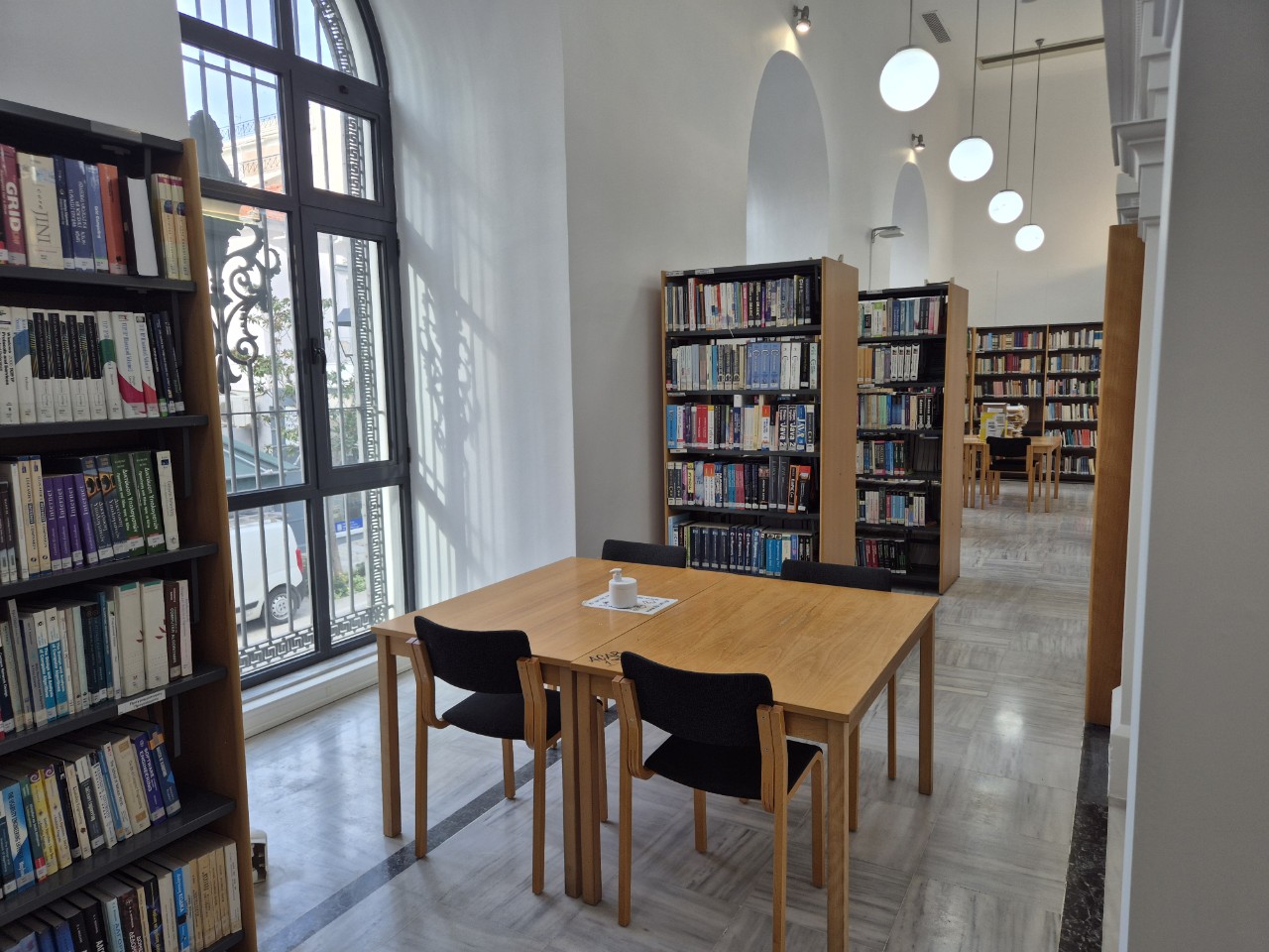 20251219-123036-copy-1280x960-1 Σε λειτουργία η Κεντρική Βιβλιοθήκη του Πανεπιστημίου Θεσσαλίας μετά την αποκατάσταση των ζημιών από τις πλημμύρες