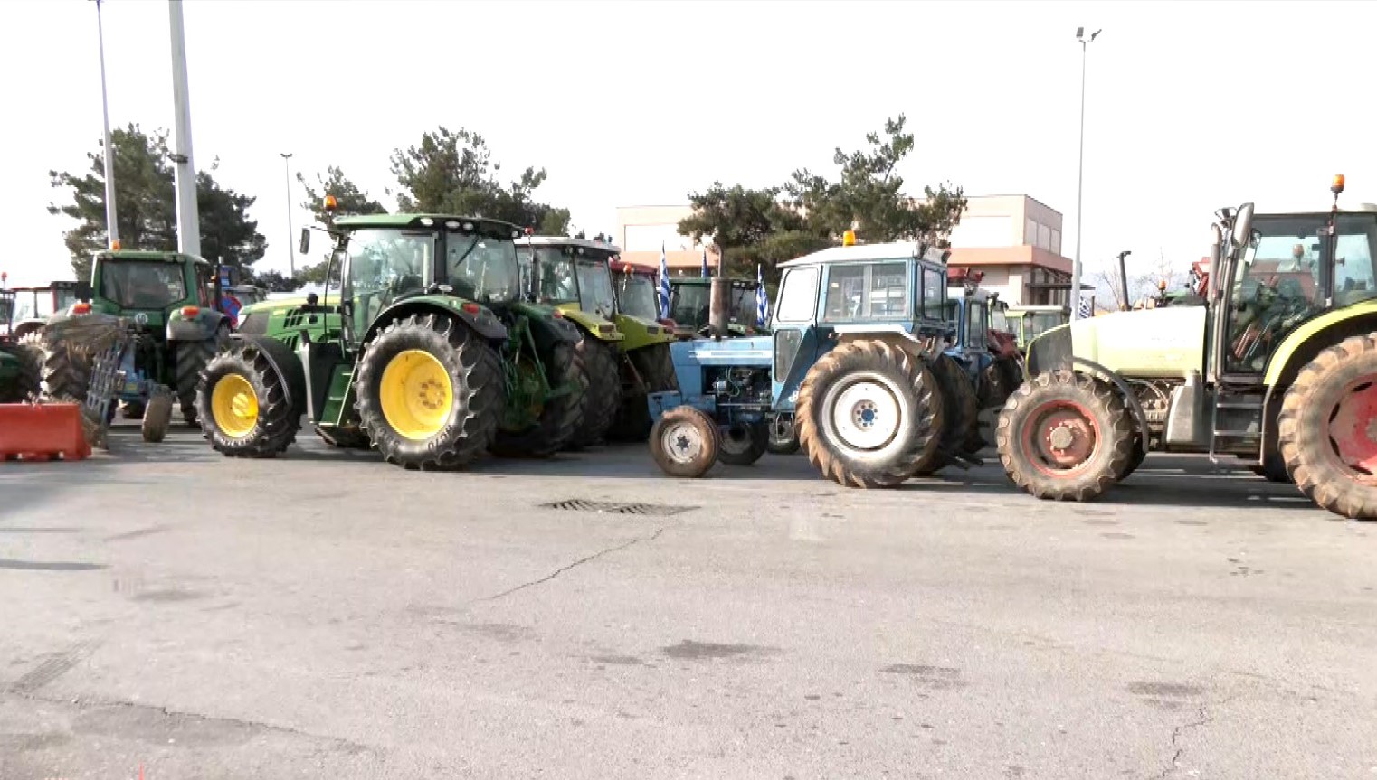 Κινητοποιήσεις αγροτών στο τελωνείο των Ευζώνων