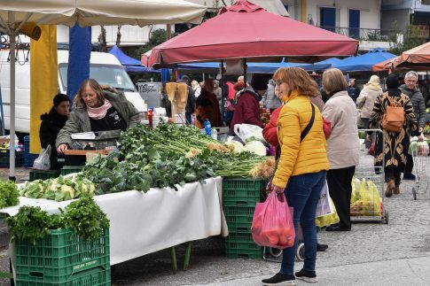 Κάλαντα και έθιμα ανά την Ελλάδα λίγο πριν την αλλαγή του χρόνου
