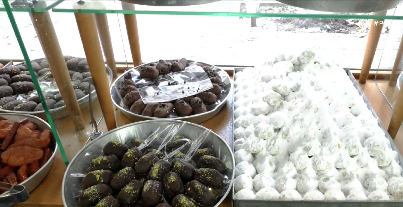 Τι συμβολίζουν τα γλυκά των εορτών; Η προέλευση και η ιστορία τους