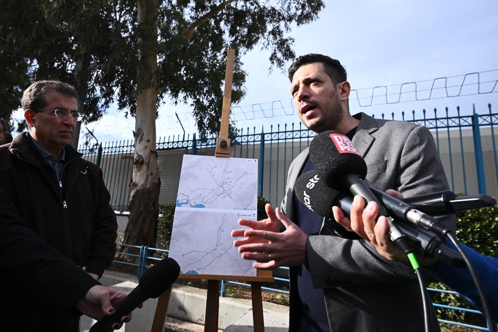 Με μικροένταση ξεκίνησε το ξήλωμα του δικτύου τρόλεϊ στον Πειραιά – Δέσμευση Κυρανάκη για αυξήσεις και προσλήψεις