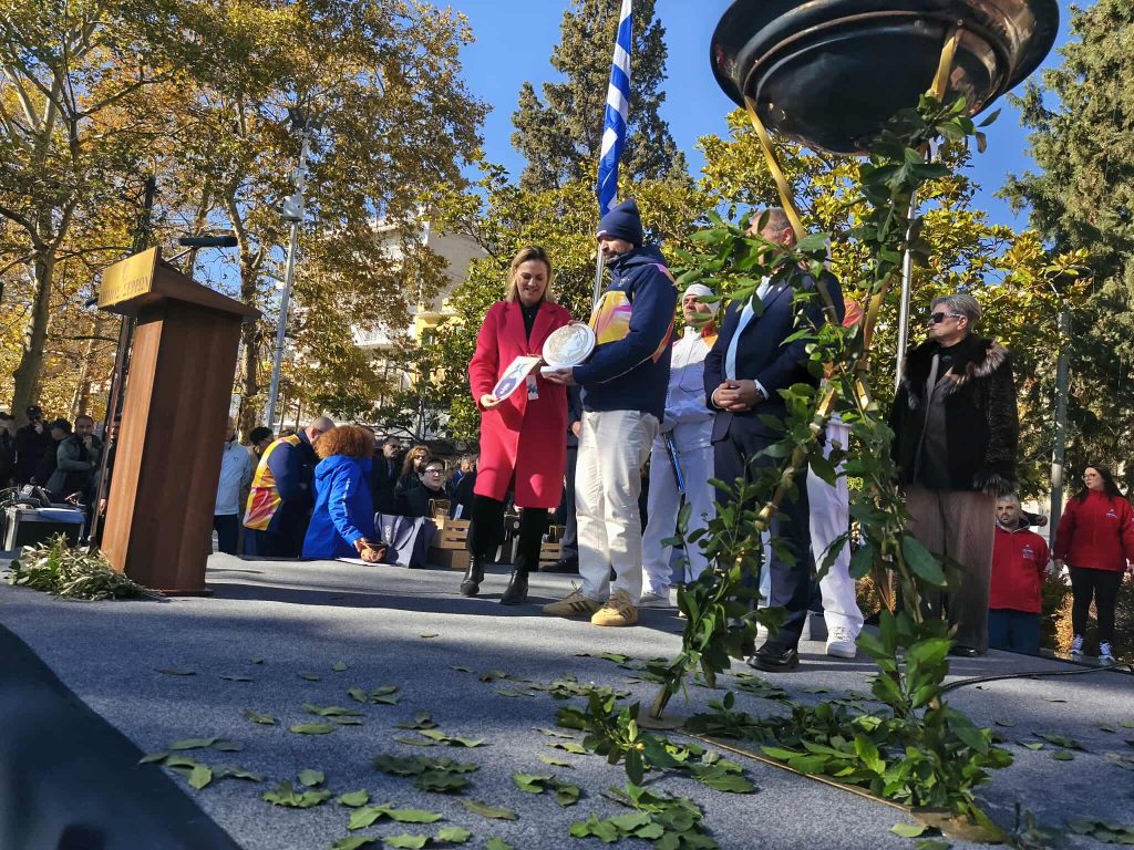 Σέρρες: Με λαμπρότητα η υποδοχή της Ολυμπιακής Φλόγας