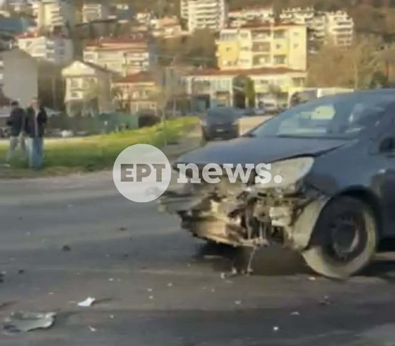 Καστοριά: Μετωπική σύγκρουση δύο Ι.Χ. στη Λεωφόρο Κύκνων