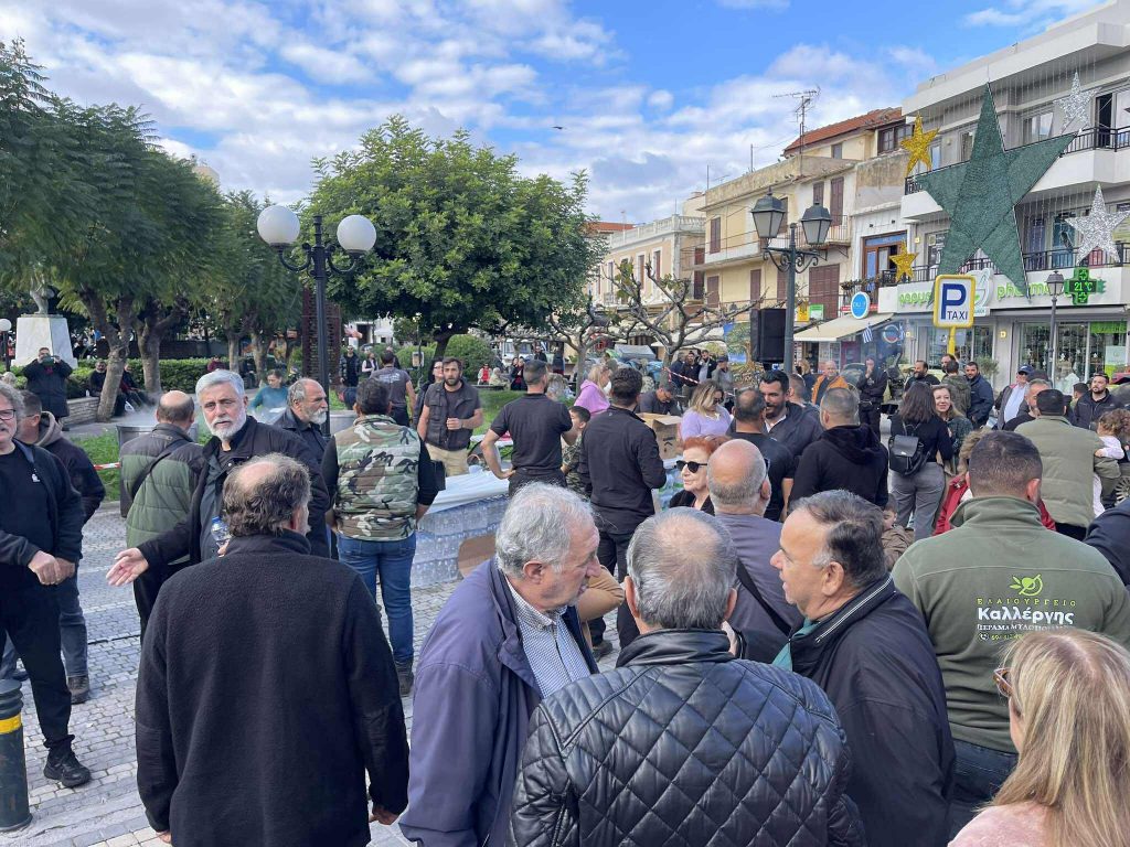 Με καζάνια και βραστό κρέας η κινητοποίηση των αγροτών στο Ρέθυμνο