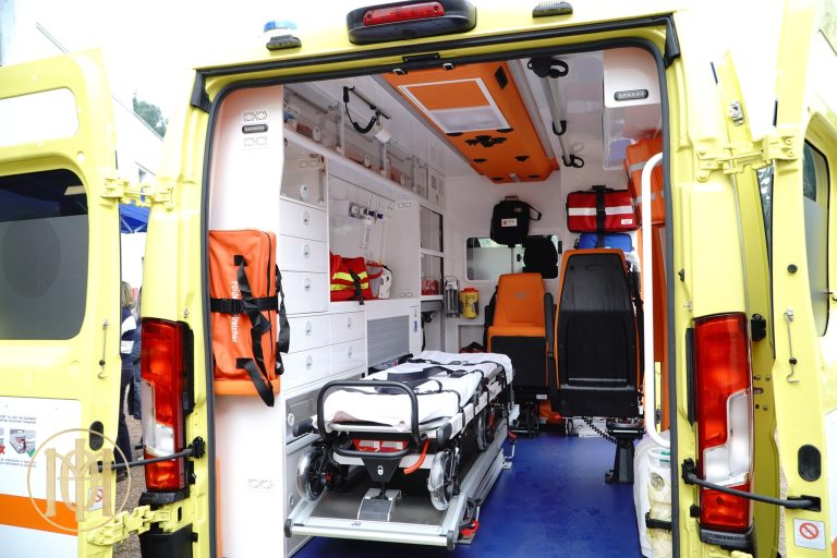 Δωρεά ασθενοφόρου στο Ε.Κ.Α.Β έκανε η Μητρόπολη Θεσσαλονίκης