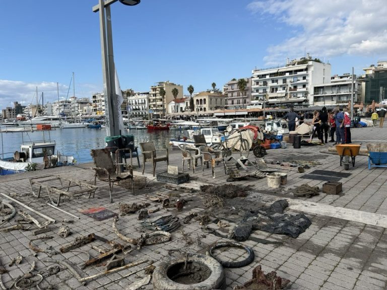 Καλαμάτα: Καθαρός ο βυθός του λιμανιού μετά τον μεγάλο υποβρύχιο καθαρισμό