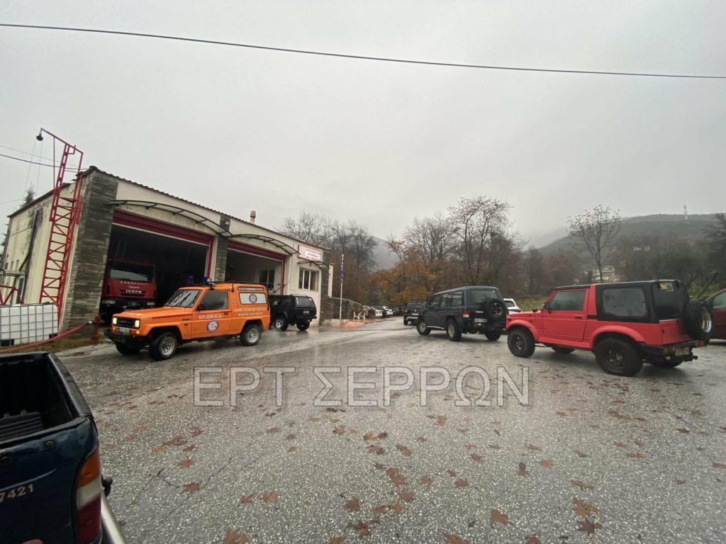 Σέρρες: Έρευνες και από αέρος για τον εντοπισμό του 45χρονου πυροσβέστη