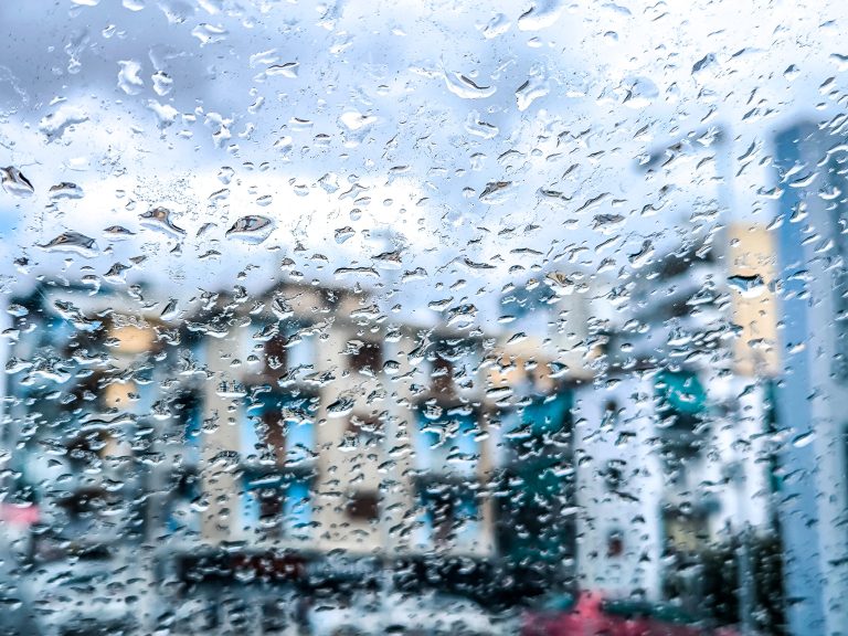 Κακοκαιρία Byron: Μήνυμα του 112 στους κατοίκους του δήμου Μάνδρας Ειδυλλίας