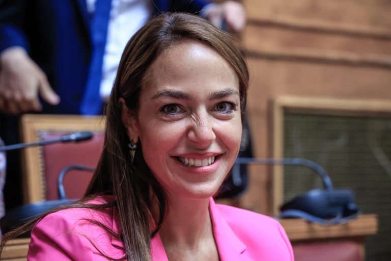 Δόμνα Μιχαηλίδου από Βρυξέλλες: Κλειδί η προσιτή στέγαση για την κοινωνική συνοχή στην Ευρώπη