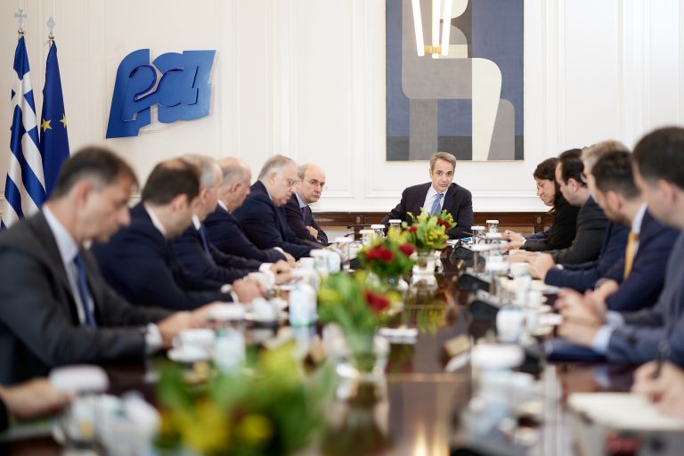 Τι περιλαμβάνει το σχέδιο της κυβέρνησης για την αποκέντρωση – Αναλυτικά η παρουσίαση