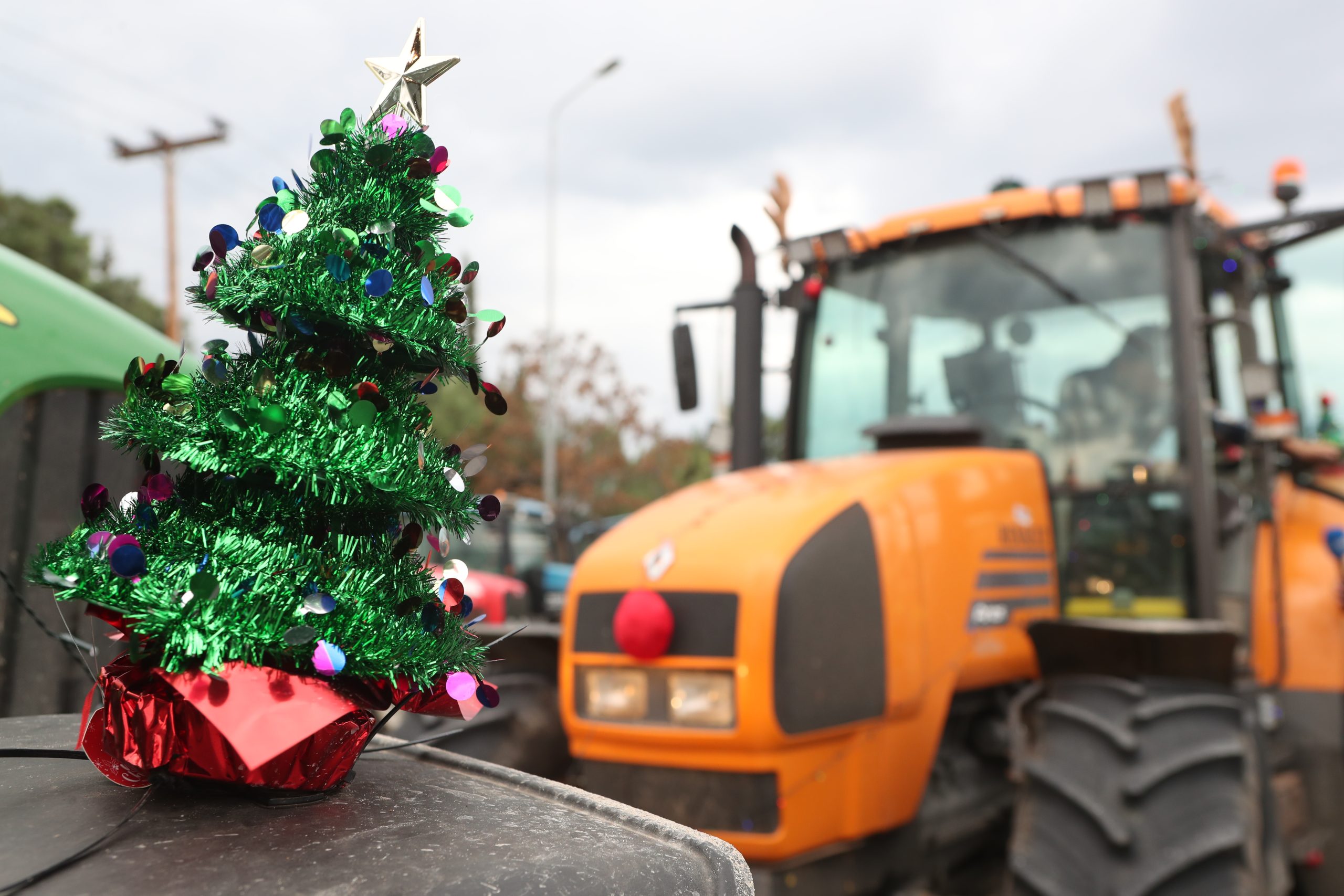 Θεσσαλονίκη: Στους δρόμους οι αγρότες- Στο μπλόκο στα Πράσινα Φανάρια ο Σ.Φάμελλος