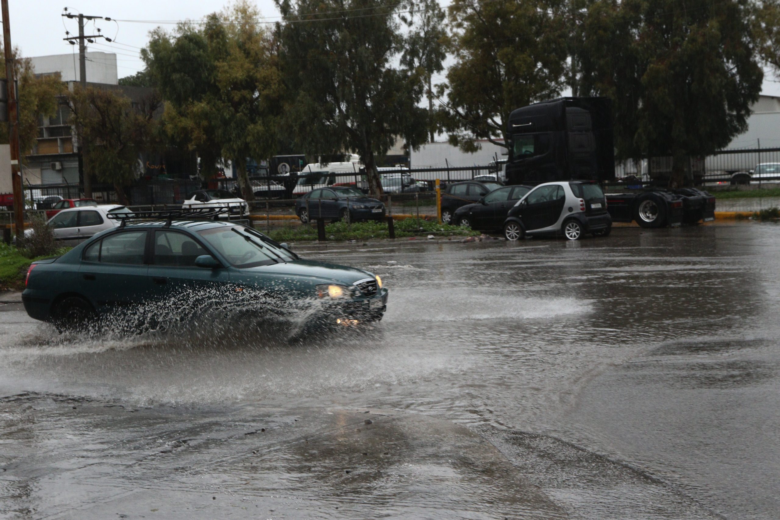 Πολιτική Προστασία: Συνεδρίασε η Επιτροπή Εκτίμησης Κινδύνου – Μέχρι το απόγευμα τα ακραία φαινόμενα στη Θεσσαλία