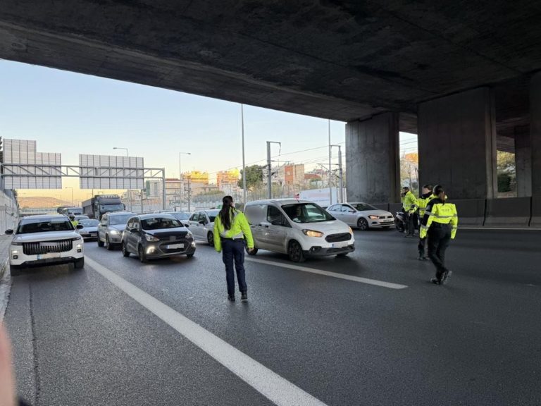 Χωρίς άδεια ο οδηγός της μοτοσυκλέτας που παρέσυρε και τραυμάτισε τον τροχονόμο στην Αττική Οδό