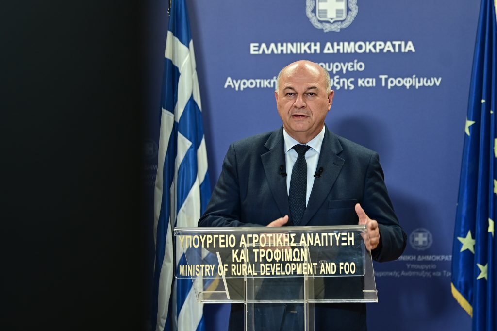 Τσιάρας: Καλούμε σε ουσιαστικό διάλογο τους αγρότες – Περιθώρια παρεμβάσεων σε κόστος παραγωγής, ενέργεια, καύσιμα στην αντλία και ΕΛΓΑΤ