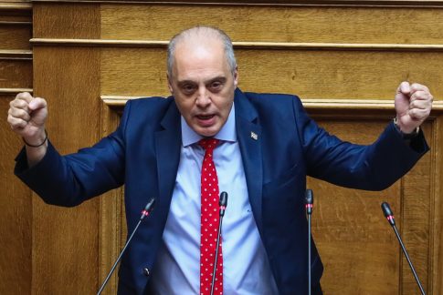 Πετρέλαιο Μπρεντ: Το βαρέλι κάτω από τα 60 δολάρια χάρη στην πρόοδο των συνομιλιών για την Ουκρανία