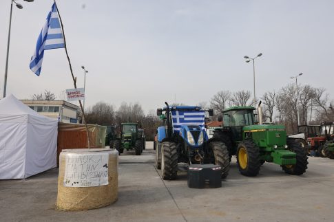 Κινητοποιήσεις αγροτών: Κλείνουν τη Δευτέρα τις  σήραγγες των Τεμπών – Ανοίγουν την Τρίτη τους δρόμους για Ι.Χ