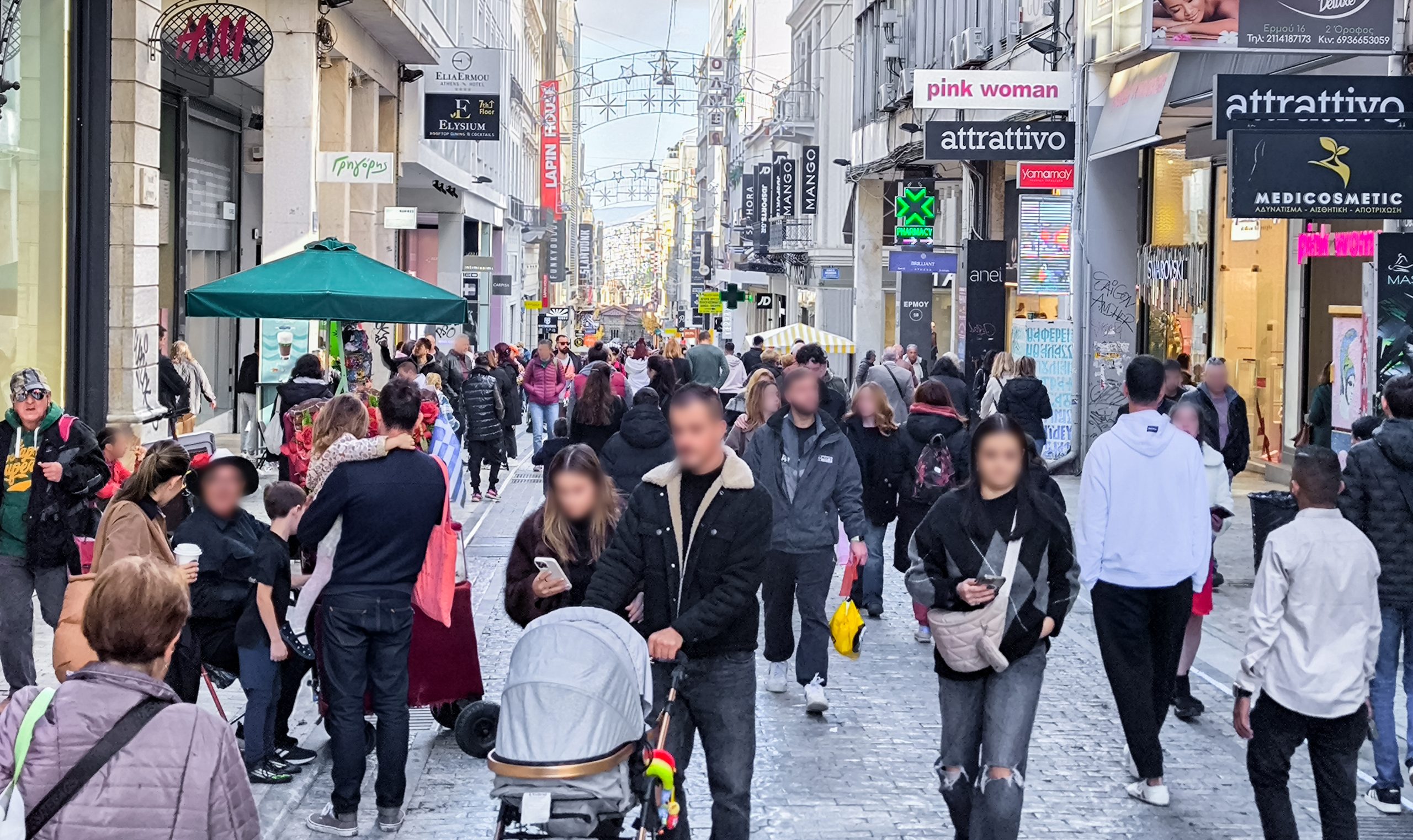Πώς θα κινηθεί η αγορά σήμερα, παραμονή των Χριστουγέννων – Το ωράριο των σούπερ μάρκετ και εμπορικών καταστημάτων