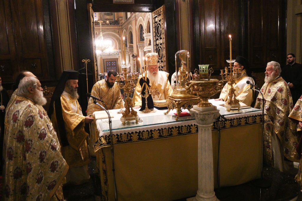 Θεία Λειτουργία στη Μητρόπολη Αθηνών υπό τον Αρχιεπίσκοπο Ιερώνυμο