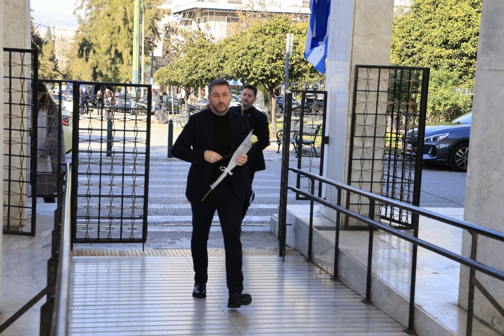 Τελευταίο αντίο στη Σύλβα Ακρίτα – Ανδρουλάκης: «Ο αγώνας της μας εμπνέει»