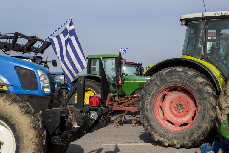Θεσσαλονίκη: Συνάντηση K. Γιουτίκα με αγρότες από το μπλόκο των Μαλγάρων και Αγροτικών Συνεταιρισμών της ευρύτερης περιοχής