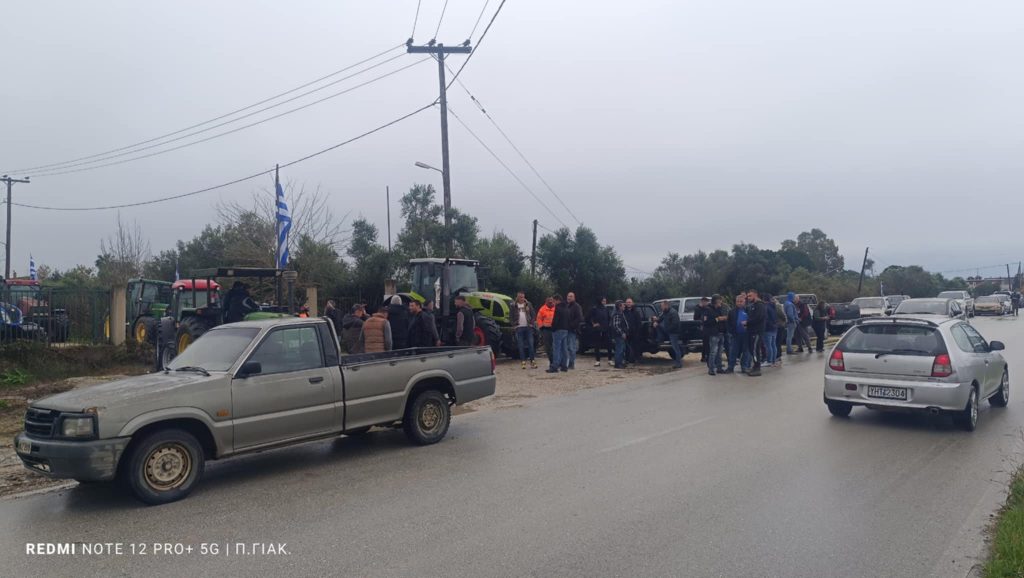 Ηλεία: Μηχανοκίνητη πορεία αγροτών – Κλείνουν την Ε.Ο στο ύψος του Πύργου και των Λεχαινών