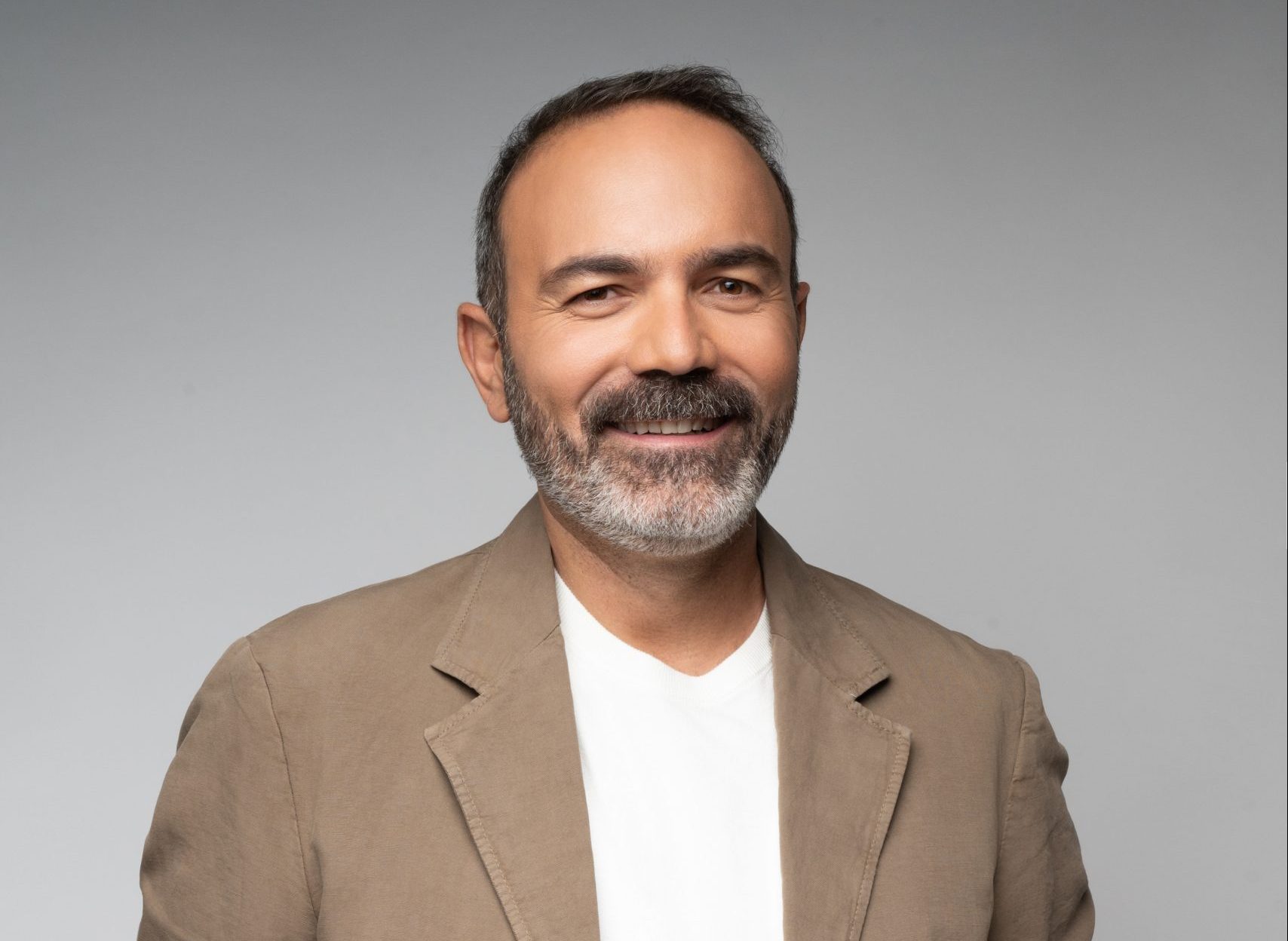 ΕΡΤ1: «ΠΟΠ Μαγειρική» με τον Ανδρέα Λαγό – Καλεσμένοι οι Βάνα Πεφάνη, Γιώργος Σιαδήμας, Κωνσταντίνος Δημηνάκης, Χριστόφορος Πέσκιας, Βάλια Πετούρη