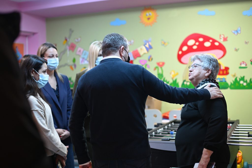 Ν. Ανδρουλάκης: Η Πολιτεία έχει χρέος να μη σβήσει η φλόγα της ανθρωπιάς, αλλά να δίνει οξυγόνο και φτερά σε τέτοιες σπουδαίες πρωτοβουλίες