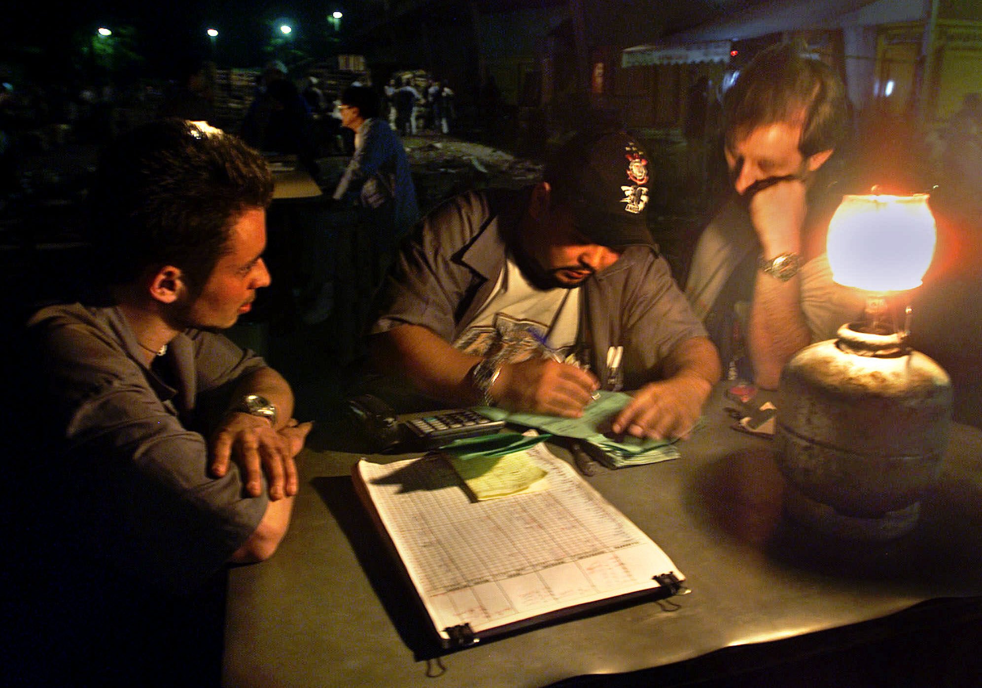 Σάο Πάολο βυθισμένο στο σκοτάδι: Κυκλώνας σάρωσε την πόλη προκαλώντας βλάβες και ακυρώσεις πτήσεων