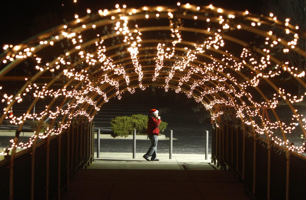Ποιοι βιώνουν βαθύτερη μοναξιά τα Χριστούγεννα