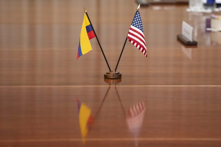 Κολομβία προς ΗΠΑ: «Μην απειλείτε την εθνική κυριαρχία μας, διότι θα ξυπνήσετε τον ιαγουάρο»