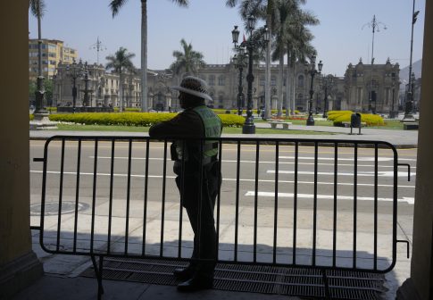 <strong>Εντοπίστηκε νεκρός ένας άνδρας στις γραμμές του ΗΣΑΠ – Προσωρινά εκτός λειτουργίας οι σταθμοί «Περισσός» και «Πευκάκια»</strong>