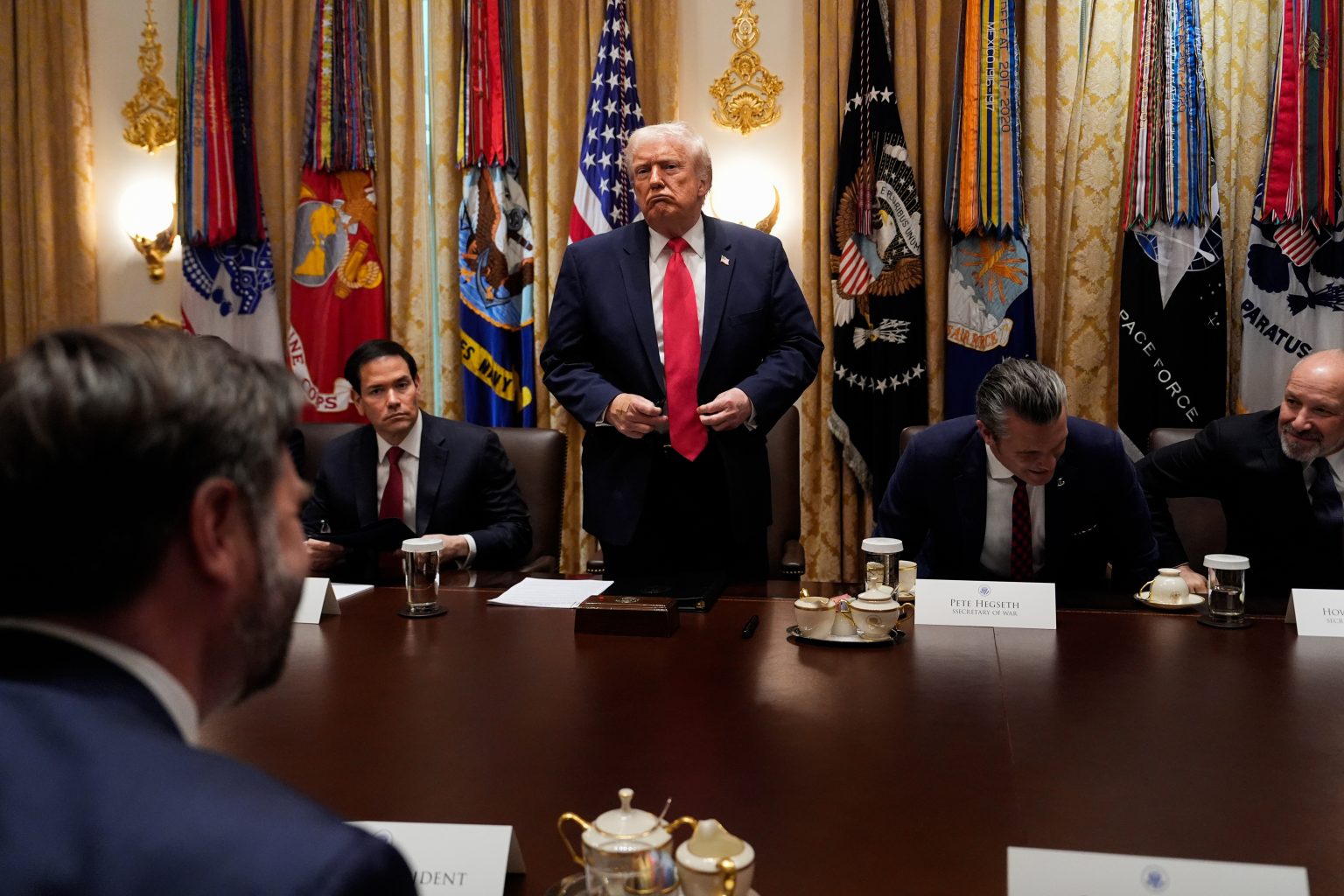 Ο Ειρηνικός Τραμπ χτυπάει την Βενεζουέλα