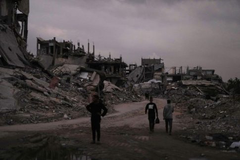 Μεγαλειώδεις συγκεντρώσεις για Τέμπη: «Προσκλητήριο» νεκρών στο Σύνταγμα – Τα μηνύματα των συγγενών