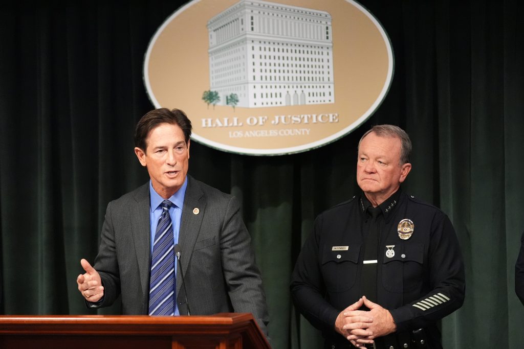 Ο γιος του Ρομπ Ράινερ θα κατηγορηθεί για τη διπλή δολοφονία των γονιών του – Αντιμέτωπος ακόμα και με θανατική ποινή αν καταδικαστεί