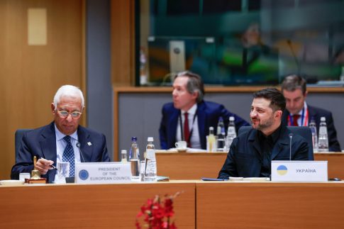 Χριστουγεννιάτικη παρέλαση στη βάση Starbase της SpaceX