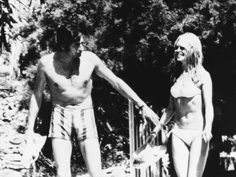 Ο Ζελένσκι ζητά πίεση προς τη Μόσχα πριν από τη συνάντηση με τον Τραμπ και δημοσιεύει βίντεο από τις επιθέσεις στην Ουκρανία