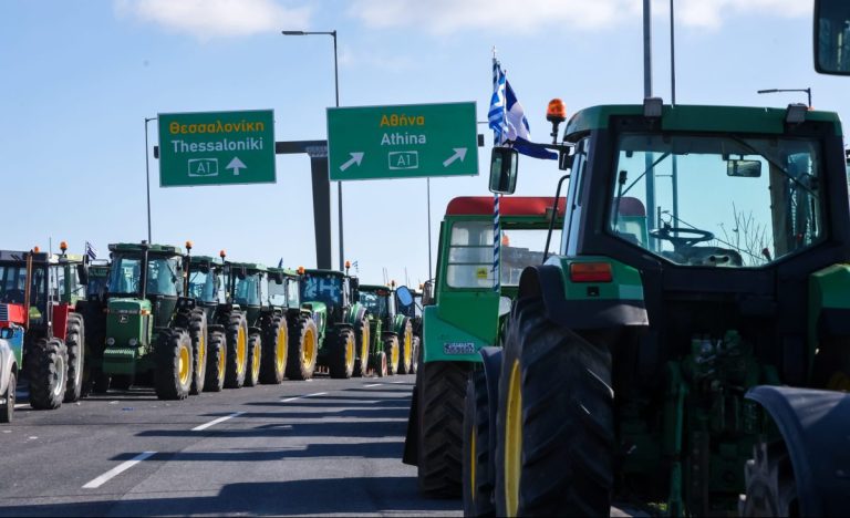 Αγρότες: 18 μπλόκα τάσσονται υπέρ του διαλόγου –  Καλούν σε κοινή κάθοδο και συμπόρευση στο τραπέζι των διαπραγματεύσεων