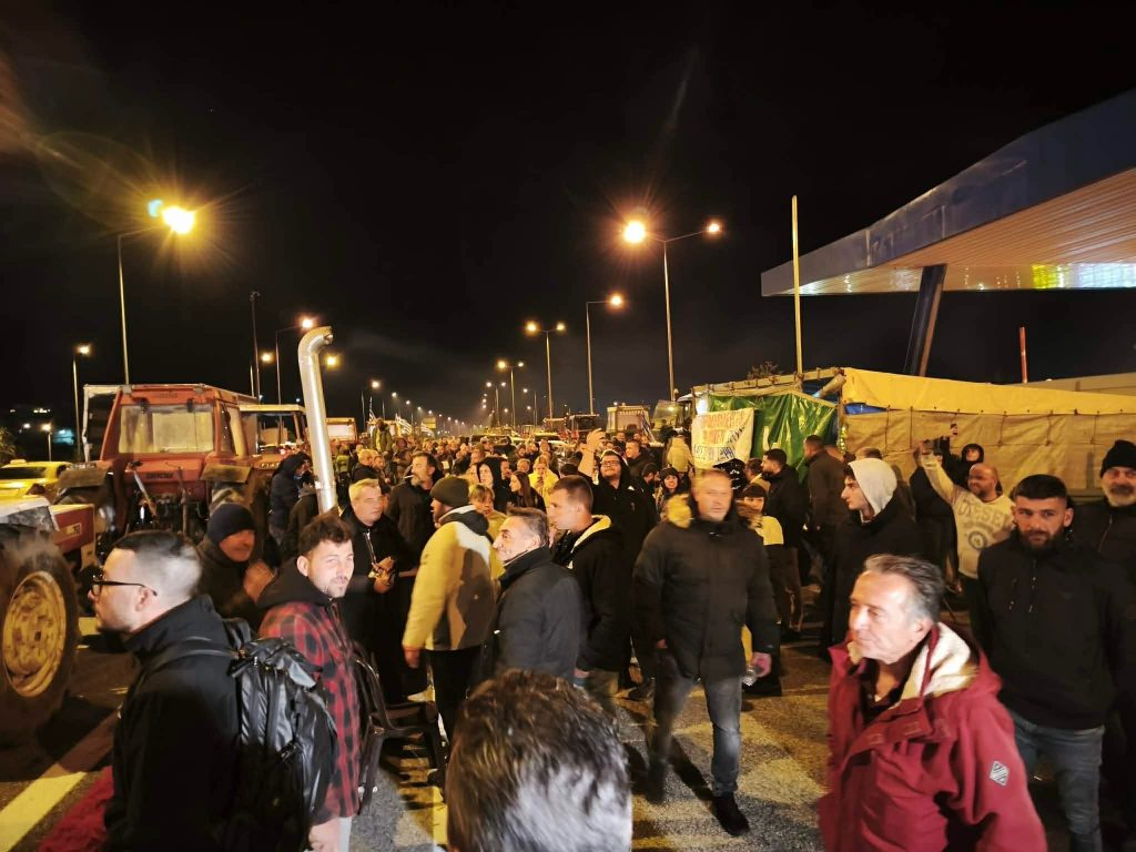 Συμμετοχή αυτοκινητιστών ταξί στο μπλόκο της Άρτας