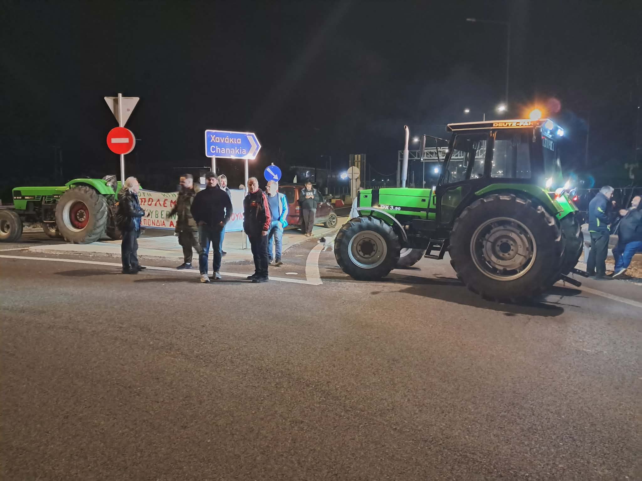 Δίωρος αποκλεισμός του κόμβου Πύργου από τους αγρότες της Ηλείας