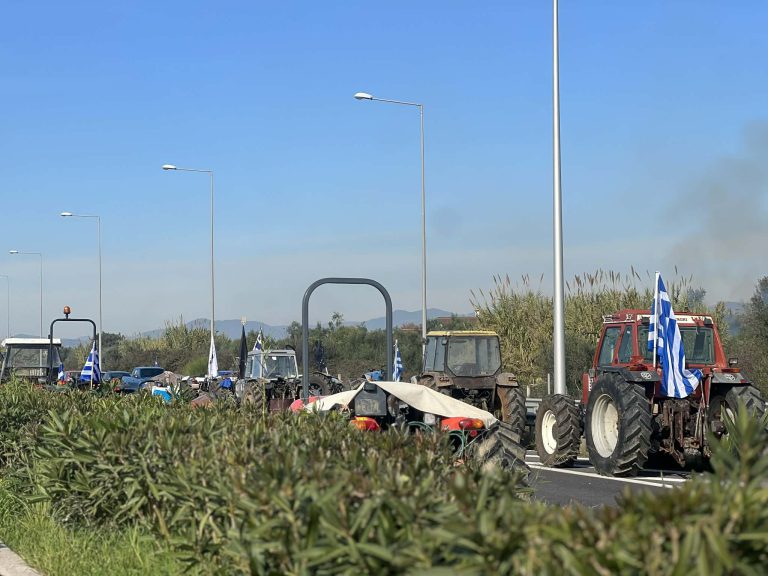 Μεσσηνία: Παρέμβαση εισαγγελέα στο μπλόκο αγροτών στον κόμβο της Θουρίας μετά από καταγγελίες για παρακώλυση συγκοινωνιών