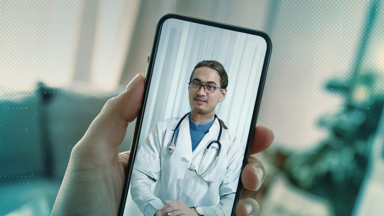 «Γιατροί-μαϊμού» κατακλύζουν τα κοινωνικά δίκτυα διαδίδοντας παραπληροφόρηση