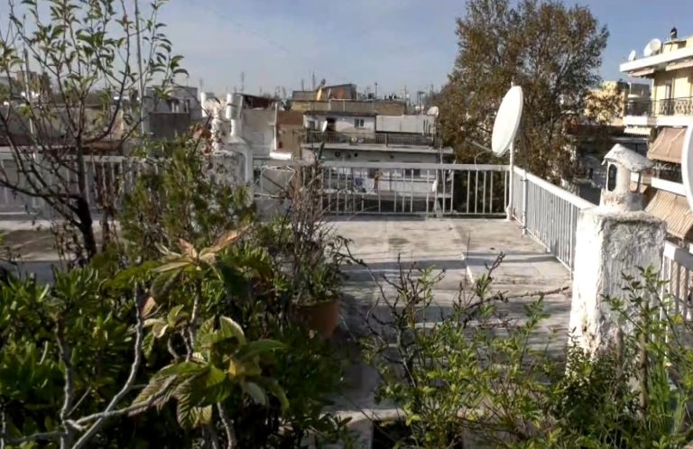 Θεσσαλονίκη: «Στα πράσα» πιάστηκαν διαρρήκτες που επιχείρησαν να εισβάλουν σε διαμέρισμα