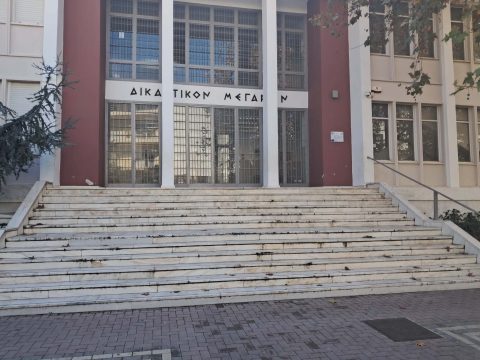 <br>Αποβολές μαθητών και στην Ηλεία για χρήση κινητών στα σχολεία