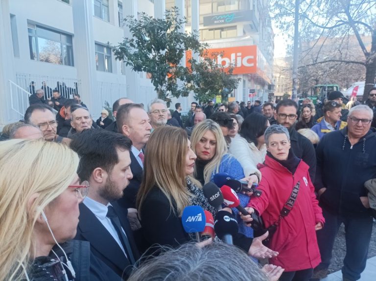 Αναβολή της δίκης των δύο αγροτών για τα επεισόδια στο μπλόκο της Νίκαιας