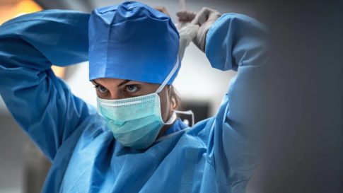 Από την Αδελαΐδα στο στούντιο της “Φωνής της Ελλάδας”- Η διαδρομή ζωής της Χρυσούλας Μελισσινάκη και του Παναγιώτη Μαυραειδή