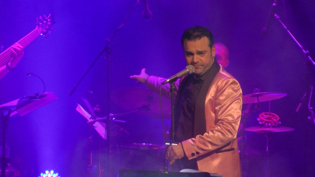 Με συναυλία του Δ. Δημοσθένους υποδέχεται το νέο χρόνο η Λάρισα στην κεντρική πλατεία