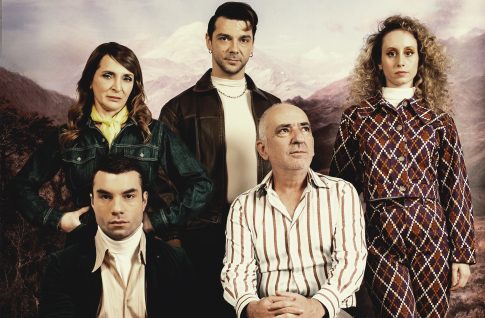 Με κλεμμένο όχημα συνελήφθη 25χρονος τράπερ στη Γλυφάδα – Προ ημερών τού είχε αφαιρεθεί η ηλεκτρονική επιτήρηση